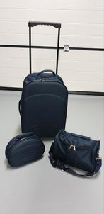 Reistas op wielen met 2 bijbehorende toilettassen, 30 cm of meer, Blauw, Minder dan 35 cm, Ophalen of Verzenden