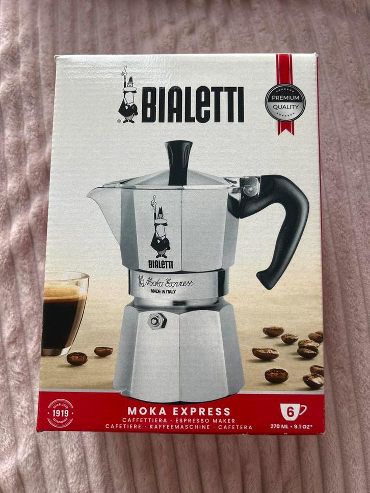 Bialetti Moka Express, Witgoed en Apparatuur, Koffiezetapparaten, Nieuw, Espresso apparaat, Ophalen of Verzenden