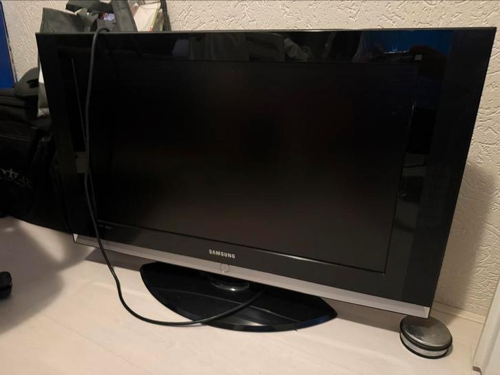 Samsung HD TV 81 cm netjes, Audio, Tv en Foto, Televisies, Zo goed als nieuw, 100 cm of meer, Overige merken, Ophalen of Verzenden
