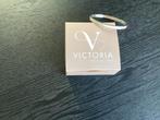 Armbandmerk Victoria NIEUW, Ophalen of Verzenden, Zo goed als nieuw, Zilver