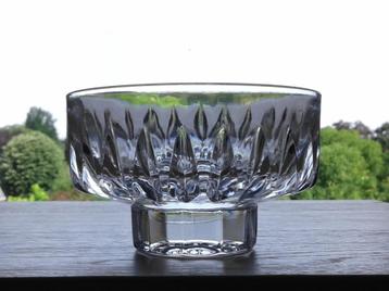 Schaaltje Kristal Annahütte beschikbaar voor biedingen