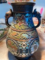 Antieke Cloisonné Vaas met Bloemmotieven, Ophalen of Verzenden