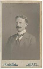 Foto - Fotograaf: Ant. J. van der Stok Portret van een  Man, Gebruikt, Foto, Ophalen of Verzenden, Voor 1940