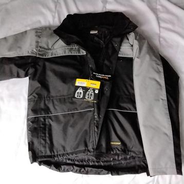Parka maat 2XL nieuw met uitritsbare binnenjas en capuchon  beschikbaar voor biedingen