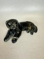 Zwart marmeren beeld – liggende hond (1 kg, 18 cm), Ophalen of Verzenden