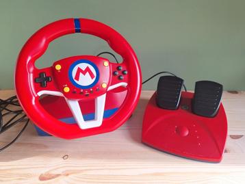 Hori Mario Kart Racing Wheel Pro Mini

 beschikbaar voor biedingen