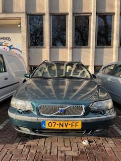 Te koop Volvo V70 2.5 T AWD AUT 2004. Prijs €6000,-, Auto's, Volvo, Particulier, V70, Airbags, Airconditioning, Centrale vergrendeling