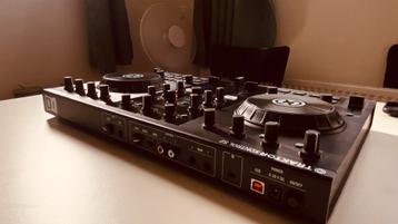 Traktor Kontrol S2 DJ Controller - Zo goed als nieuw beschikbaar voor biedingen