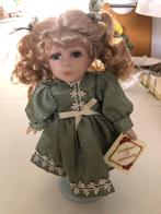 Porselein popje., Verzamelen, Poppen, Ophalen of Verzenden, Zo goed als nieuw, Pop