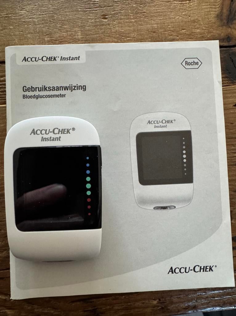 3 Accu check diabetes, Diversen, Verpleegmiddelen, Ophalen of Verzenden, Zo goed als nieuw