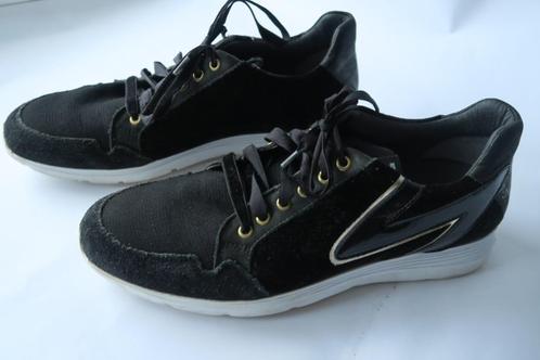 Piedro sneaker schoenen maat 41 zwart zeer goede staat, Kinderen en Baby's, Kinderkleding | Schoenen en Sokken, Zo goed als nieuw