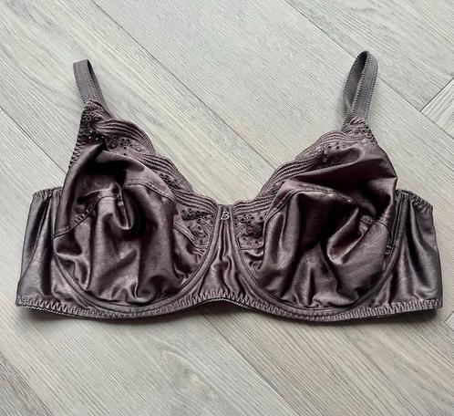 Bestform BH 90D Bruin Kant FullCup (LEES BESCHRIJVING), Kleding | Dames, Ondergoed en Lingerie, BH, Bruin, Ophalen of Verzenden