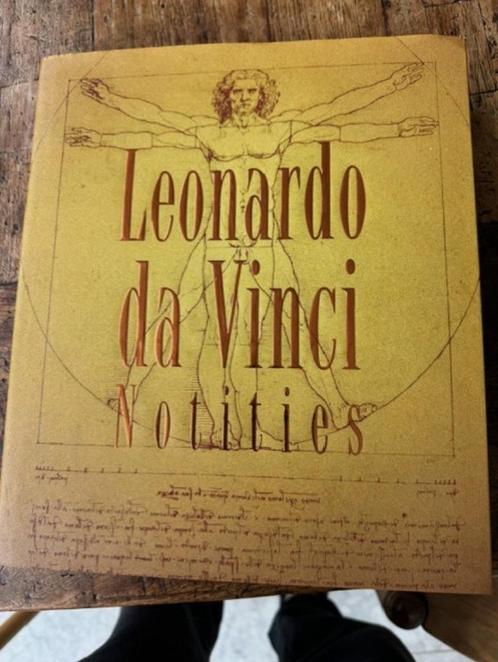 Leonardo Da Vinci notities   - . Anna Suh  z.g.a.n. eur 14,-, Boeken, Overige Boeken, Zo goed als nieuw, Verzenden
