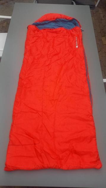 Quechua rode mummy kinderslaapzak tot lengte 140 cm beschikbaar voor biedingen