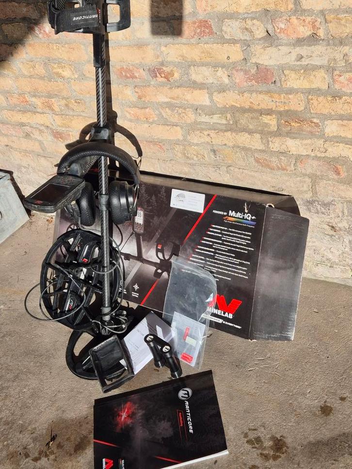 1499,- Minelab manticore compleet met extra 9 inch schijf, Hobby en Vrije tijd, Metaaldetectors, Ophalen of Verzenden