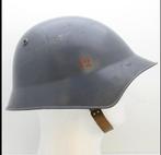 Zwitserse m 18 helm, Verzamelen, Militaria | Tweede Wereldoorlog, Overige gebieden, Luchtmacht, Ophalen of Verzenden, Helm of Baret