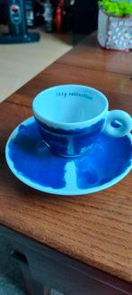 Illy espresso kop en schotel, Ophalen of Verzenden, Zo goed als nieuw, Porselein, Kop en/of schotel