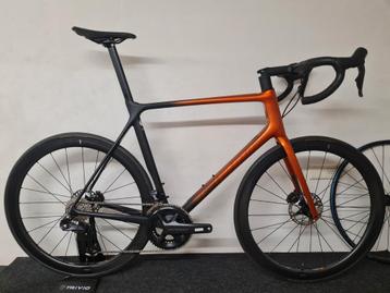 NIEUW! 2024 Giant TCR Advanced Pro 0 XL 61cm di2 beschikbaar voor biedingen
