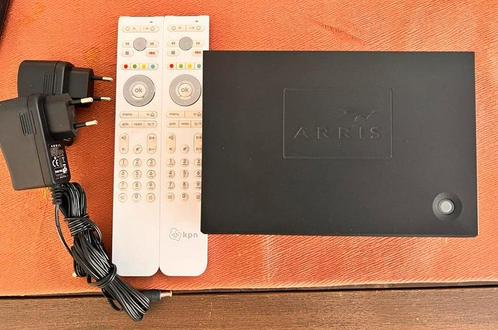 2 x ARRES VIP 2952 V2, met afstandsbediening en voeding!, Audio, Tv en Foto, Decoders en Harddiskrecorders, Zo goed als nieuw