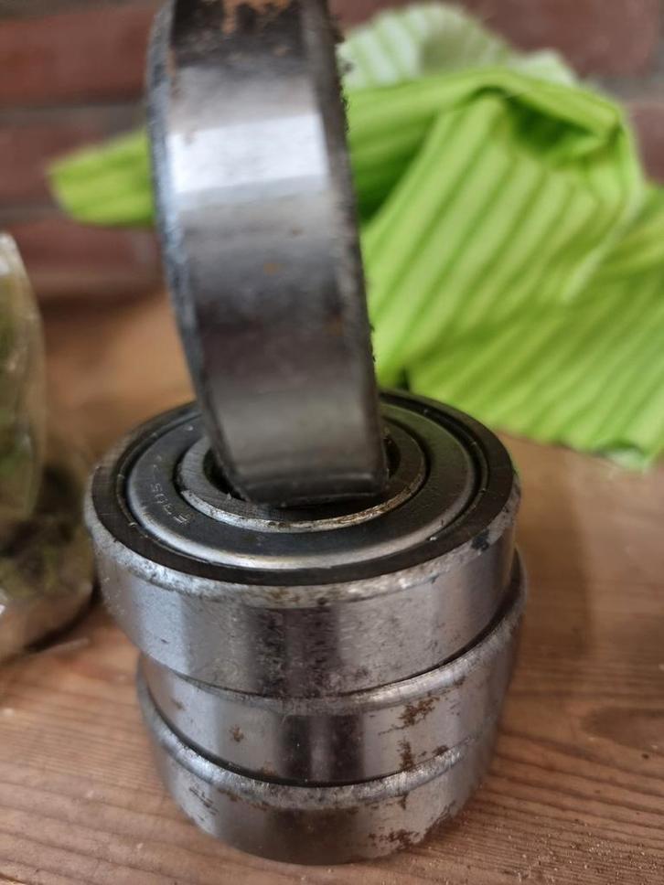 Kogellagers - 6205-RS / 6305-2Z, Auto-onderdelen, Motor en Toebehoren, Nieuw, Ophalen of Verzenden