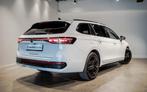 Volkswagen Passat Variant 1.5 eHybrid R-Line Edition, Auto's, Volkswagen, Euro 6, 4 cilinders, 150 pk, 250 km/l