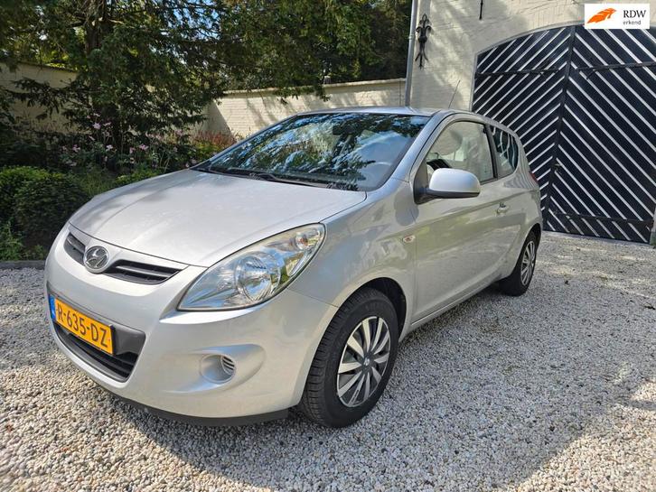 Hyundai I20 1.2i i-Drive Airco, Auto's, Hyundai, Bedrijf, Te koop, i20, ABS, Airbags, Airconditioning, Boordcomputer, Centrale vergrendeling