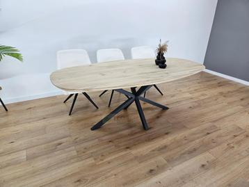 Eiken deens ovale tafel met matrixpoot 5x5 beschikbaar voor biedingen
