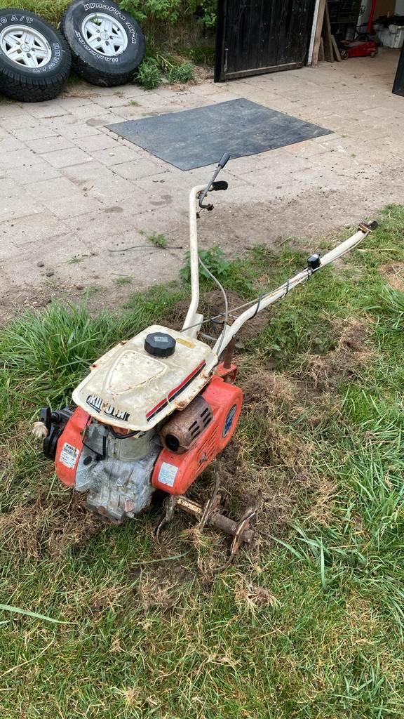 Kubota grondfrees gs 130 ts, Doe-het-zelf en Verbouw, Gereedschap | Freesmachines, Gebruikt, Benzine, Tuinfrees, Ophalen of Verzenden