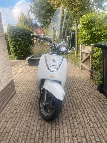 Sym scooter blauw kenteken beschikbaar voor biedingen