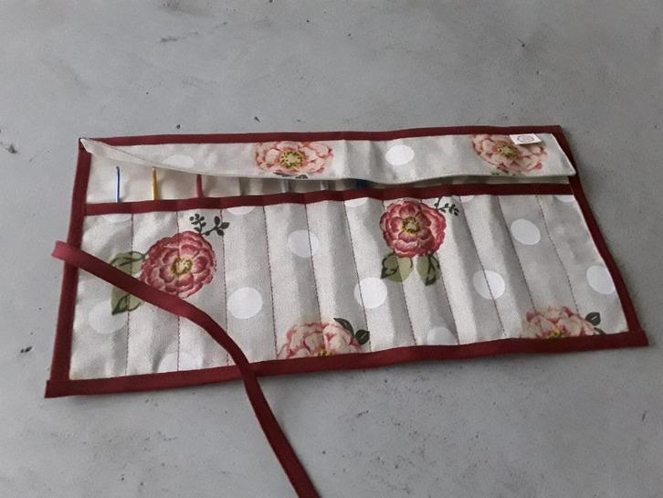 Haaknaalden-etui voor 12 'gewone' of Tulip en Clover Amour, Hobby en Vrije tijd, Breien en Haken, Nieuw, Breien of Haken, Overige typen