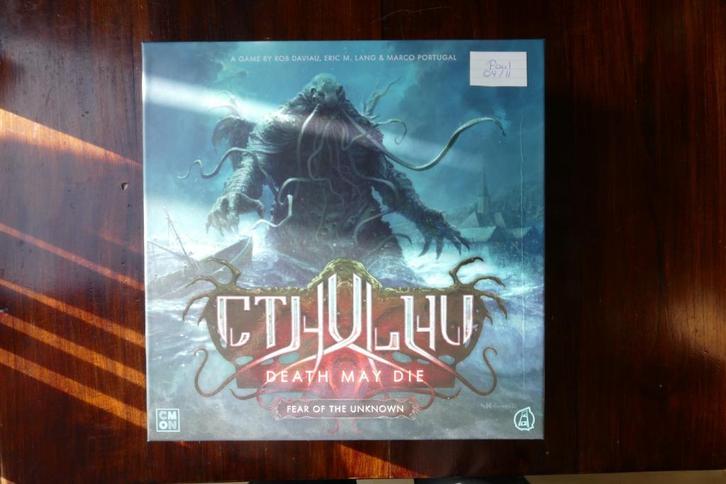 Cthulhu Death May Die: Fear of the Unknown, Hobby en Vrije tijd, Gezelschapsspellen | Bordspellen, Zo goed als nieuw, Een of twee spelers
