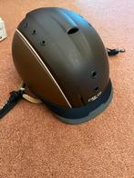 2 bruin/beige Casco helmen M en L, Ophalen of Verzenden