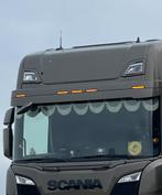 Scania zonneklep lampen, Auto-onderdelen, Vrachtwagen-onderdelen, Ophalen of Verzenden, Scania, Verlichting
