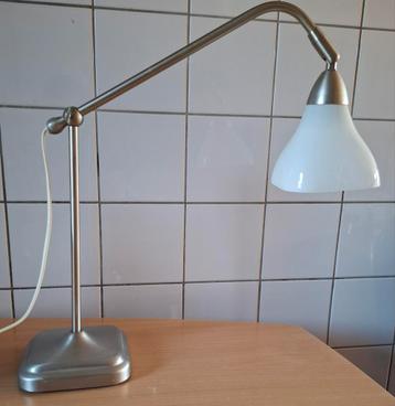 Tafellamp.  IKEA BROTORP.  By Ola Wihlborg.  47 cm. beschikbaar voor biedingen