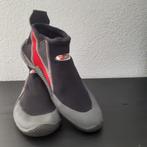 water surf schoenen maat 38 /39, Watersport en Boten, Ophalen of Verzenden, Gebruikt, Kind, Zeil- of Surfschoenen