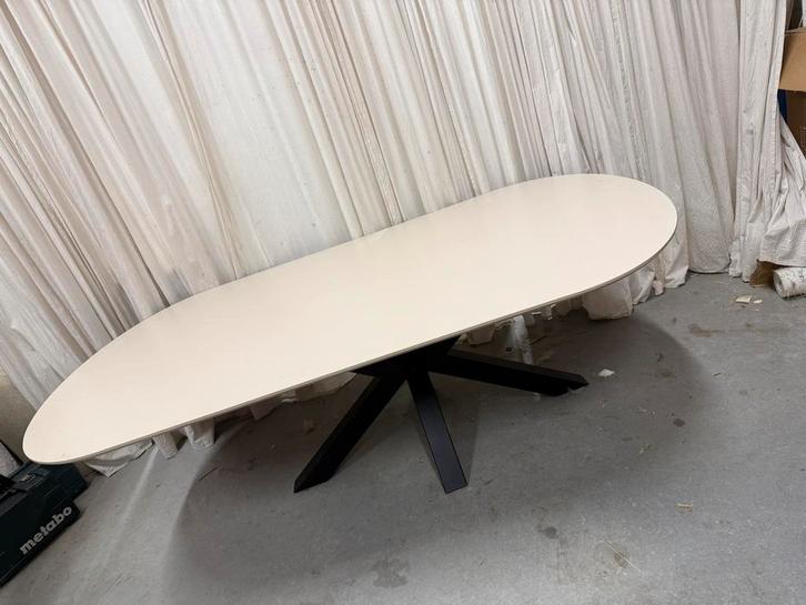 220 x 120 cm ovale organische beige eettafel, Huis en Inrichting, Tafels | Eettafels, Nieuw, 100 tot 150 cm, 200 cm of meer, Ovaal