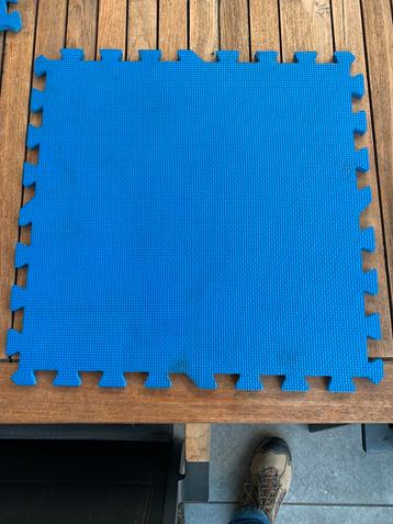Te koop: Intex zwembad tegels 24 stuks, blauw. beschikbaar voor biedingen