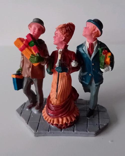 Lemax Jolly Christmas Shoppers, retired, Lemax figuur, Diversen, Kerst, Ophalen of Verzenden