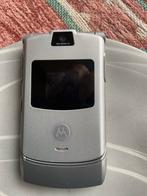 Motorola V3, Telecommunicatie, Ophalen of Verzenden, Gebruikt, 6 megapixel of meer, Inklapmodel