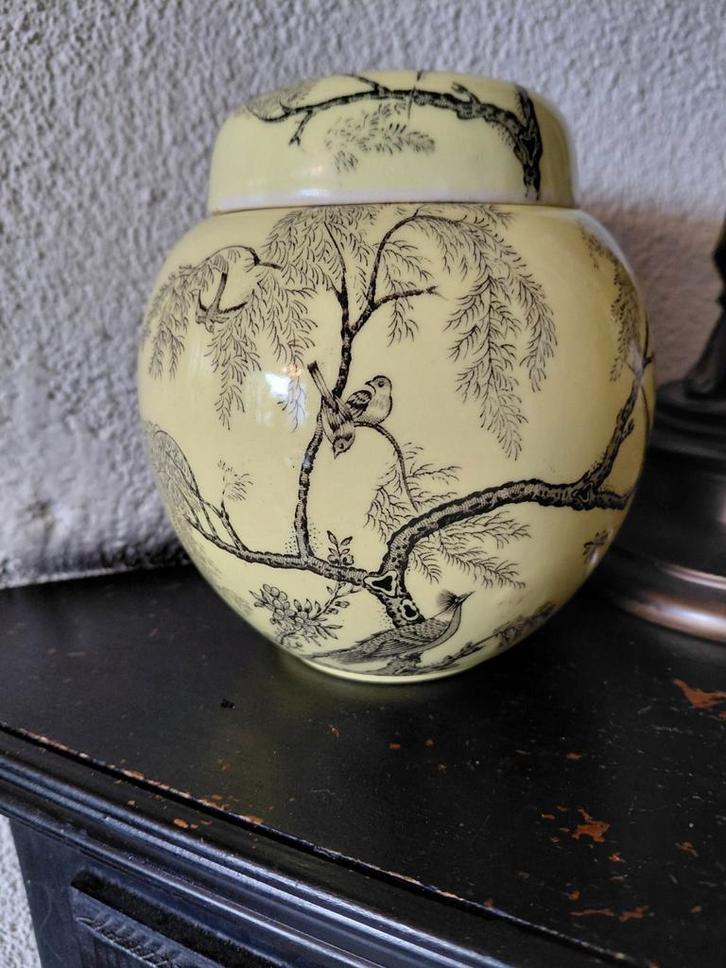 prachtige porseleinen gemberpot/ deksel vaasje gemerkt, Antiek en Kunst, Curiosa en Brocante, Ophalen of Verzenden