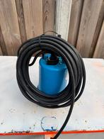 Vlakzuig Waterpomp Puddle Buddy - Ideaal voor kleine ruimtes, Ophalen of Verzenden, Gebruikt, Elektrisch, Dompelpomp