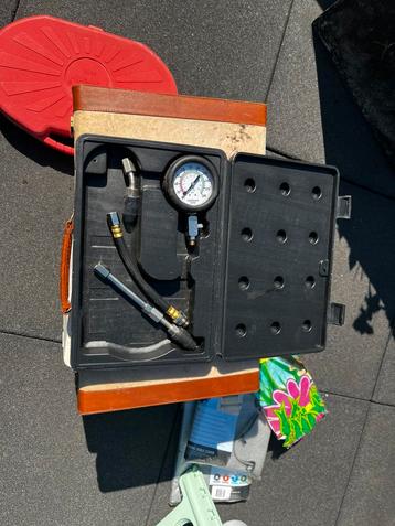 Compressiemeter beschikbaar voor biedingen
