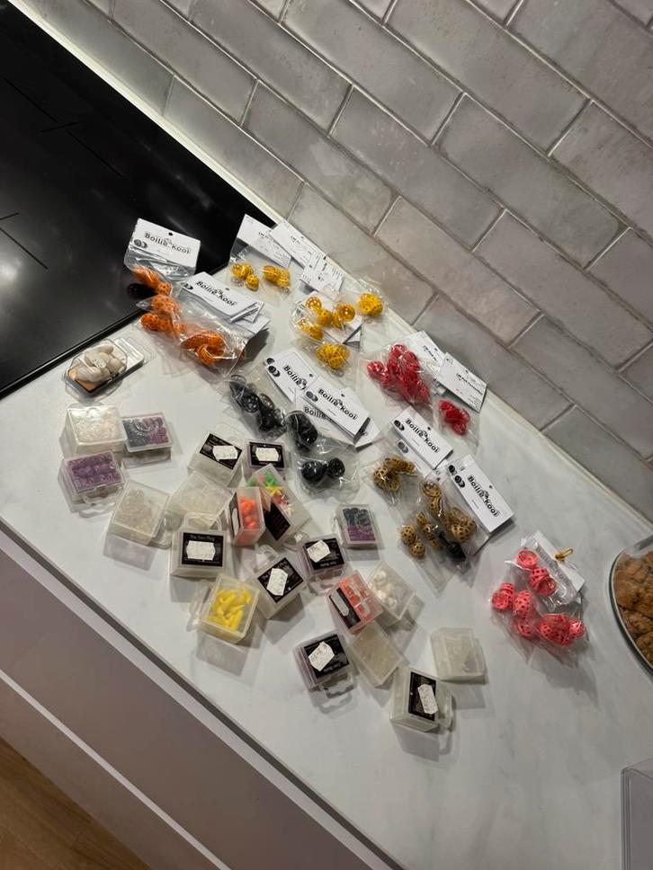 56 verpakkingen artificial baits en boilie kooien, Watersport en Boten, Hengelsport | Karpervissen, Nieuw, Overige typen, Ophalen of Verzenden