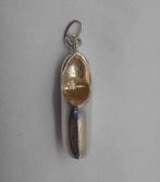 Zilveren vintage klomp hanger nr.1152, Overige voorstellingen, Verzenden, Zo goed als nieuw, Zilver