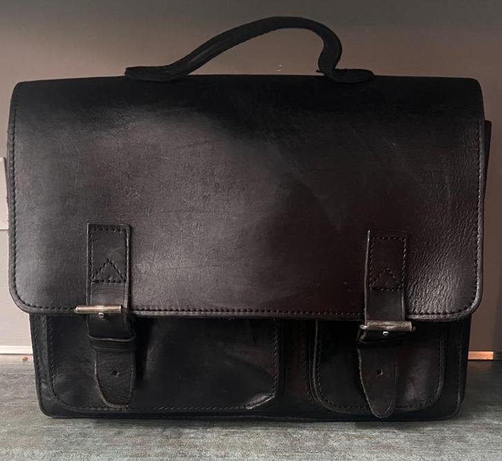 Ruitertassen. Zwarte leren boekentas/schooltas., Sieraden, Tassen en Uiterlijk, Tassen | Schooltassen, Aktetas of Boekentas, 40 tot 50 cm