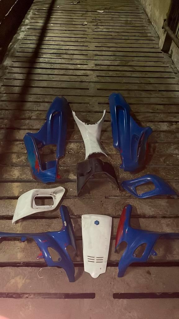 Gilera runner kappenset voor overspuiten, Fietsen en Brommers, Brommeronderdelen | Scooters, Zo goed als nieuw, Piaggio, Uitlaat