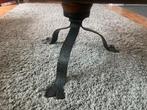 Wagenwiel / Karrewiel poot om tafel te maken, Ophalen