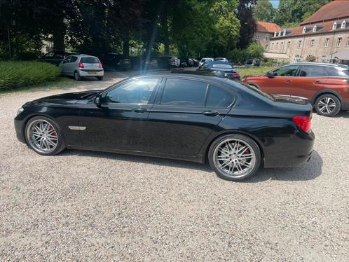 BMW 7-Serie 760i 544pk Aut 2010 Zwart, Auto's, BMW, Particulier, 7-Serie, Benzine, G, Sedan, Automaat, Geïmporteerd, Zwart, Achterwielaandrijving