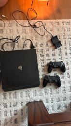 Playstation 4 pro met games, Spelcomputers en Games, Ophalen, Met games, Met 2 controllers, Zo goed als nieuw