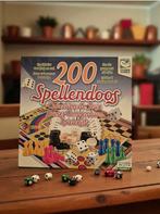 200 Spelletjes in één doos!, Hobby en Vrije tijd, Gezelschapsspellen | Bordspellen, Clown Games, Ophalen of Verzenden, Zo goed als nieuw